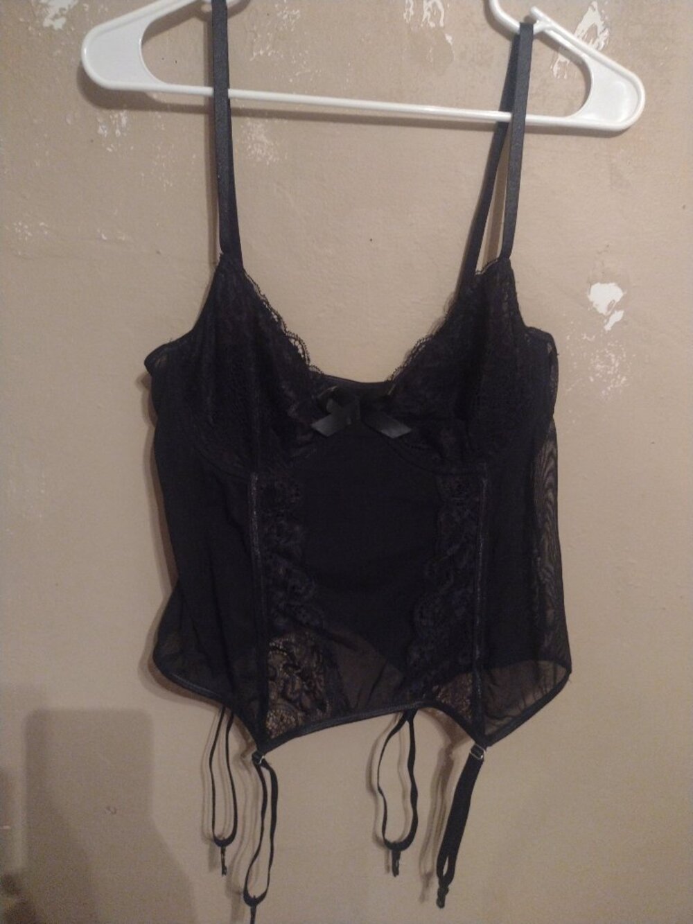 Black Spaghetti Strap Adjustable Wired C Mesh Bustier Lingerie Top with Garters